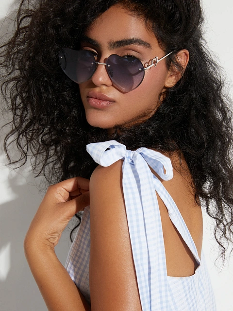 Grey Gradient Heart-Shaped Sunglasses, 5