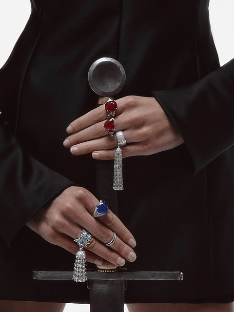 Heart Tourmaline Rubellite & 2 Heart Black Diamond & White Gold Ring, 9