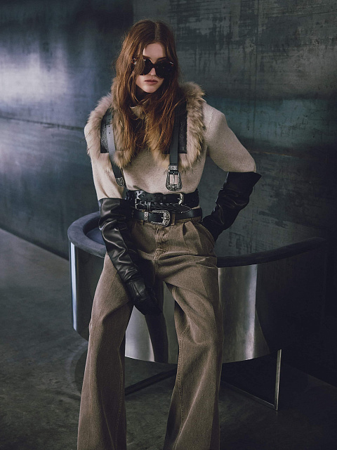 Lambskin leather gloves, 4 Lambskin leather gloves, 4