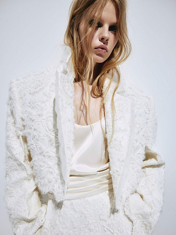 Ivory jacket with embroidery, 2