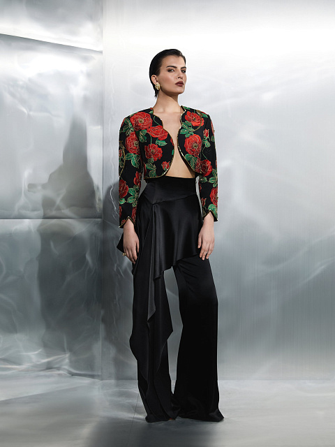 Cropped Black Jacquard With Floral Print And Embroidery, 6