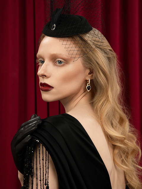 Yellow Gold, Garnet & Diamonds Earrings, 3