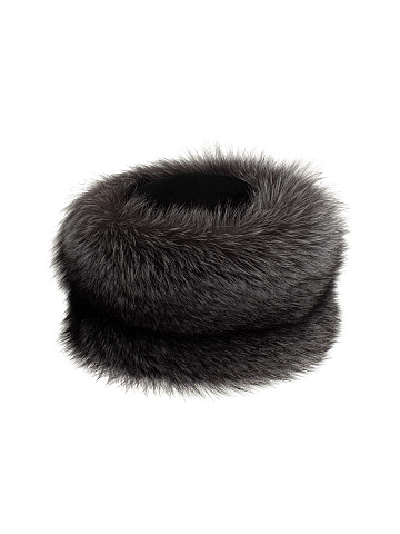 Fox fur hat, 1