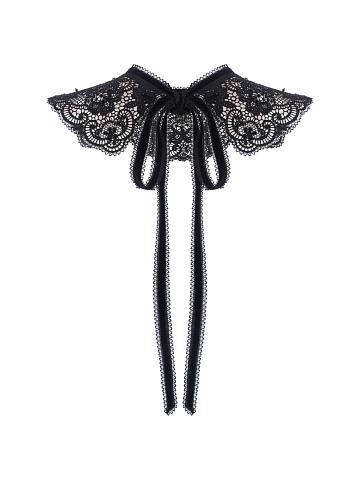 Black Lace Collar, 1