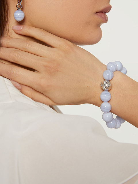 White gold hoops with chalcedony bead and diamonds, 3