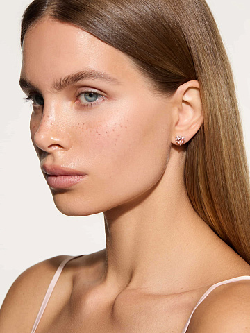 Studs with pink LG heart-cut diamonds, 2