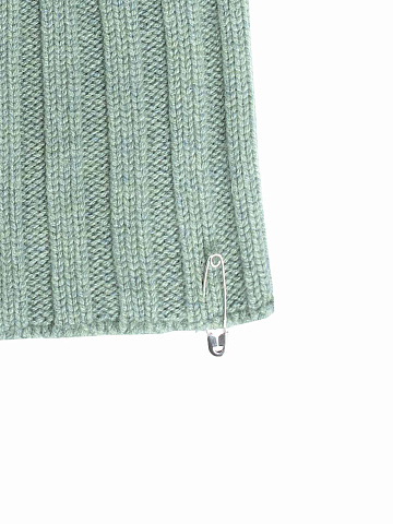 Green Cashmere Safety Pin Beanie, 2