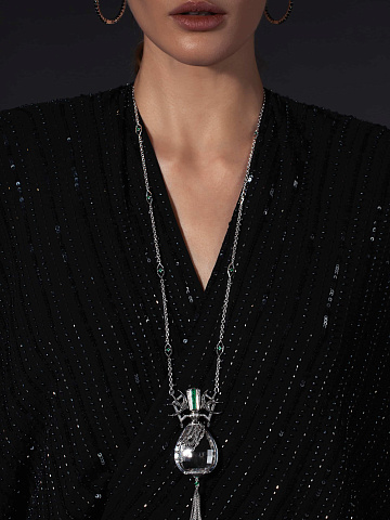 Vinaigrette necklace in white gold with diamonds, emeralds and quartz, 2