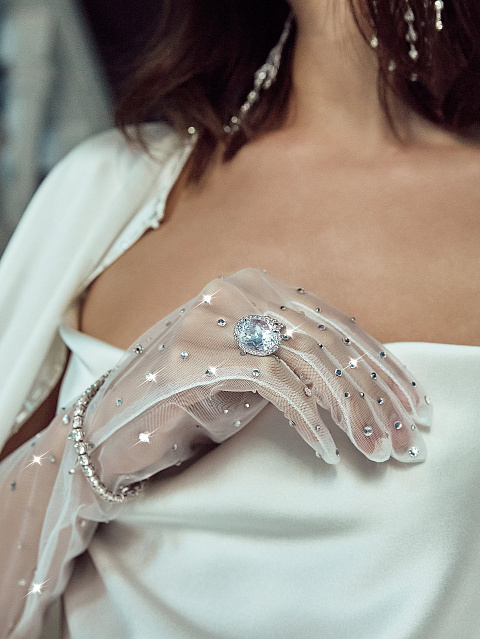 Oval Aquamarine & Round Diamond White Gold Ring , 3