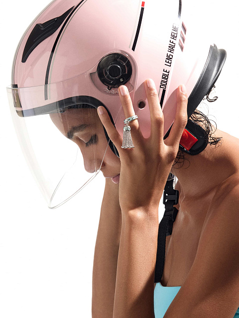 White gold tassel ring with Paraiba color enamel, 2