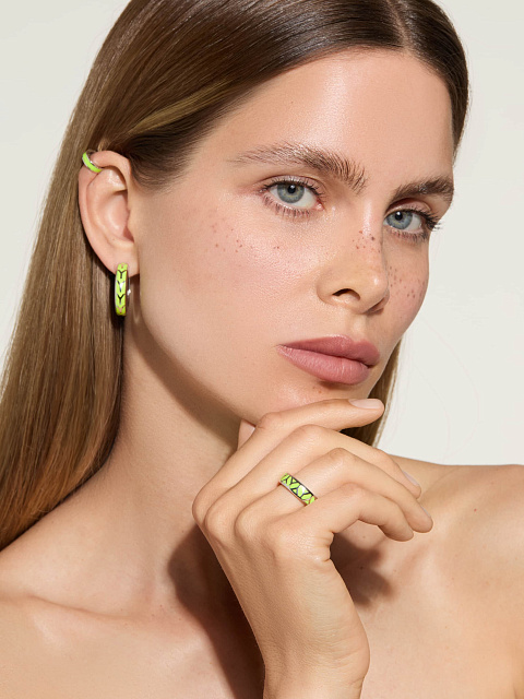 Small white gold hoops with Lime-colored enamel, 3
