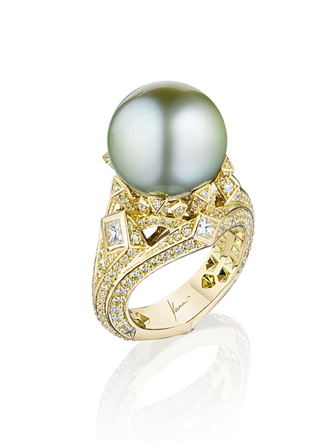 Yellow Gold, Diamonds & Pearl Ring, 1