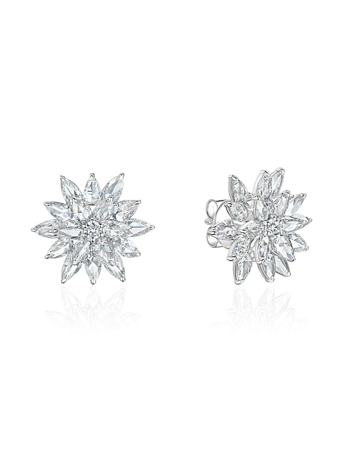 White gold stud earrings with diamonds, 1