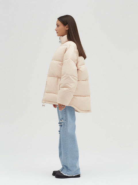 Cream-beige oversized down jacket, 12 Cream-beige oversized down jacket, 12