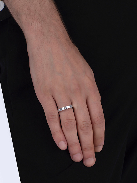 White Gold & Round Diamond Ring, 5