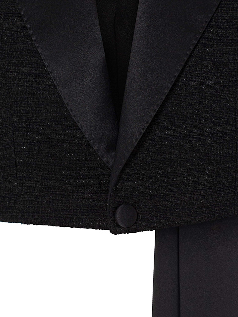 Black blazer, 6