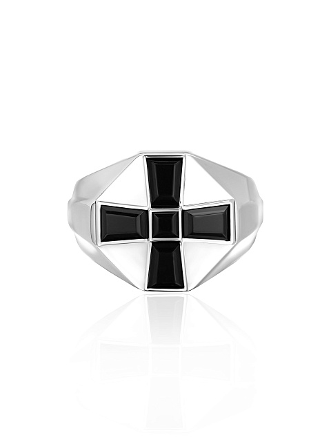 White gold ring with black tourmaline, 2 White gold ring with black tourmaline, 2