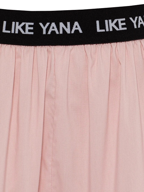 Pink set with tie-front top and ruffled shorts, 4