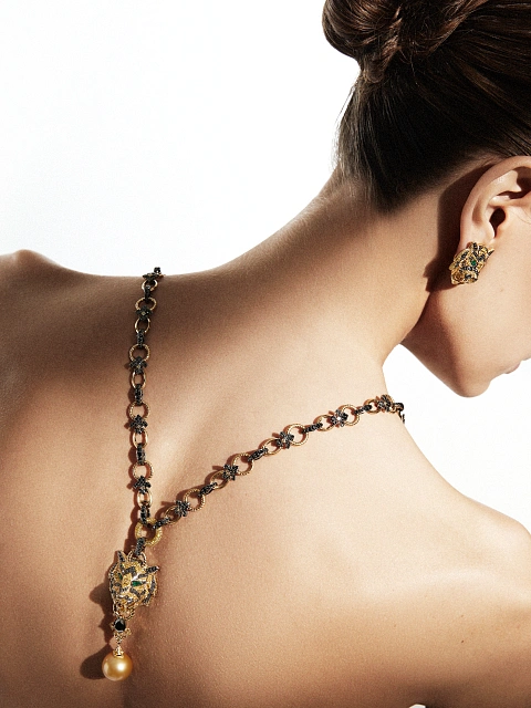 Gold, Diamonds & Pearl Tiger Necklace, 3