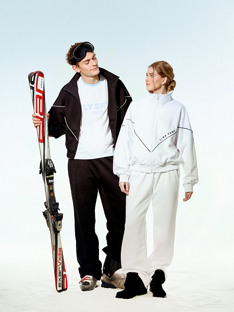 Black Fleece Tracksuit, 9 Black Fleece Tracksuit, 9