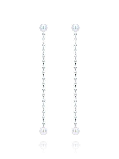 Long earrings with pearls and baguette-cut diamonds, 1 Long earrings with pearls and baguette-cut diamonds, 1