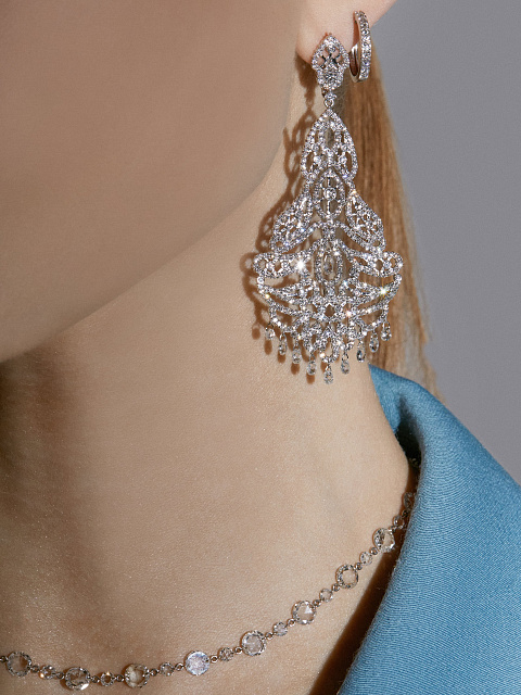 Briolette, Round Diamond & White Gold Earrings, 2