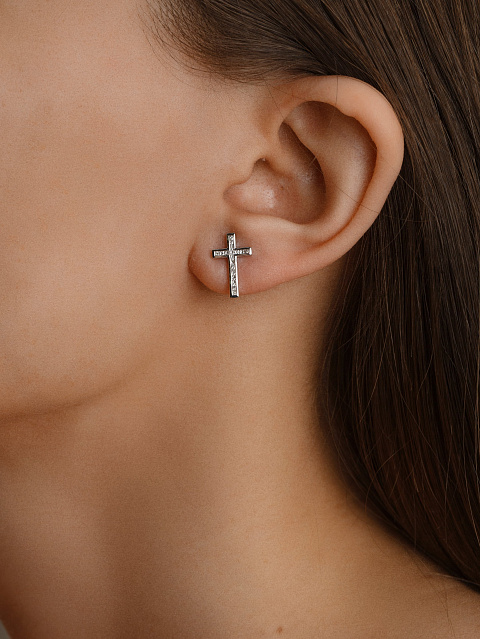 White Gold & Square-cut Diamonds Cross Studs, 2