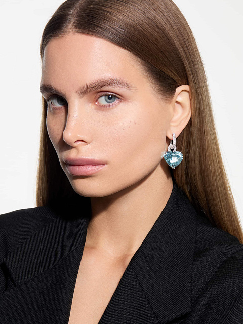 White gold earrings with aquamarines and diamonds, 5 White gold earrings with aquamarines and diamonds, 5