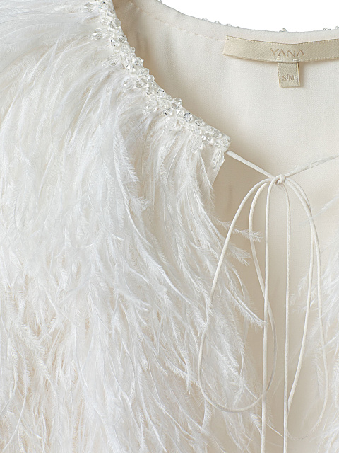 White feather jacket , 3