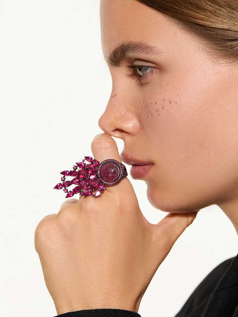 Blackened gold ring with a cameo on ruby, 2 Blackened gold ring with a cameo on ruby, 2