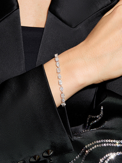 White gold bracelet with LG diamonds, 2 White gold bracelet with LG diamonds, 2