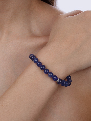 Bracelet with kyanite beads and Sky topazes, 2
