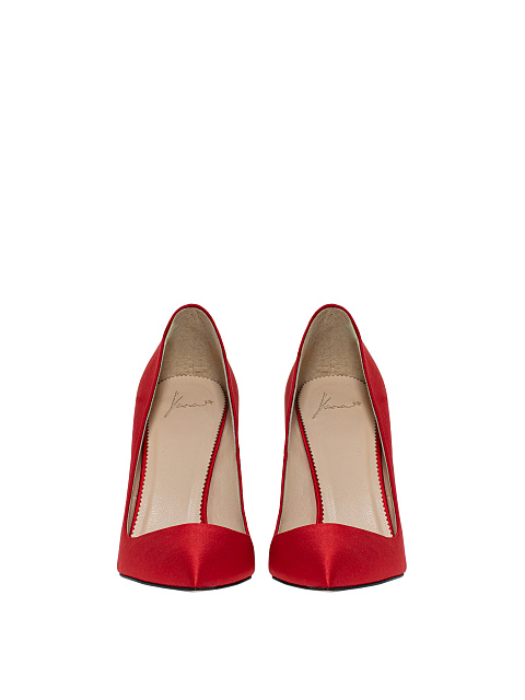 Red Silk Pumps, 2