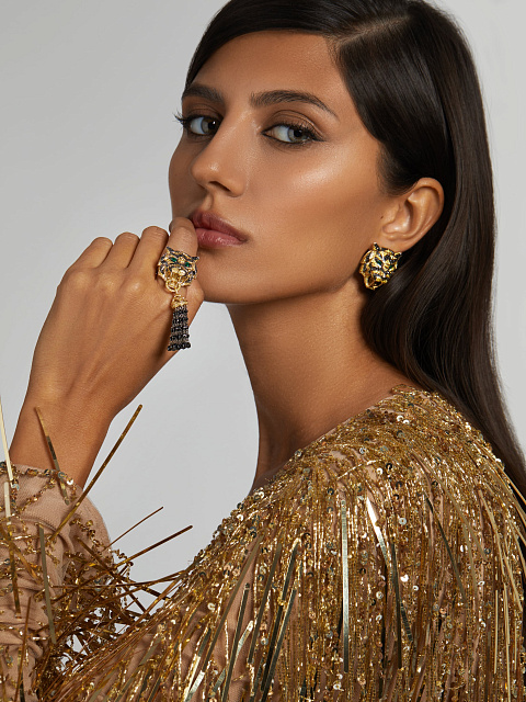 Gold, Emeralds & Diamonds Tiger Tassel Ring, 8