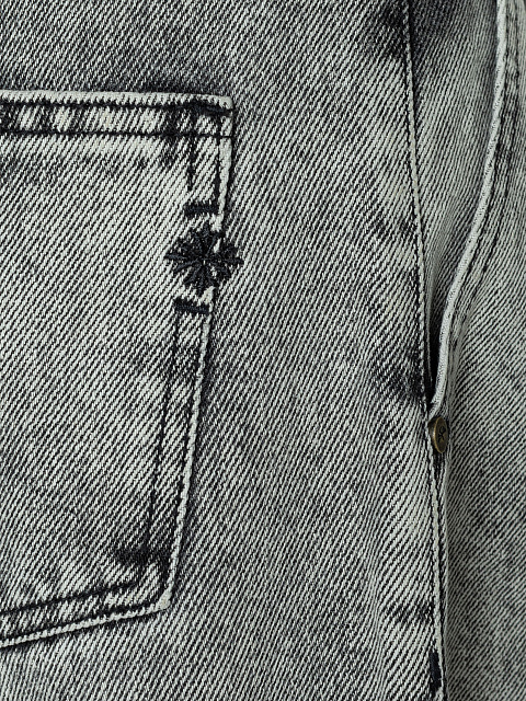 Grey jeans, 4 Grey jeans, 4