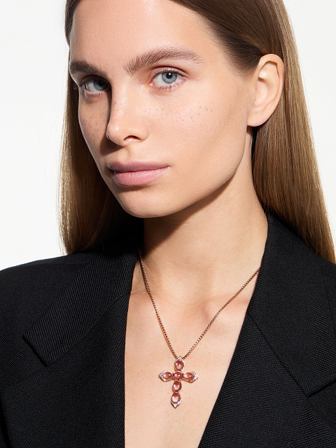 Cross pendant necklace with amethyst, 2