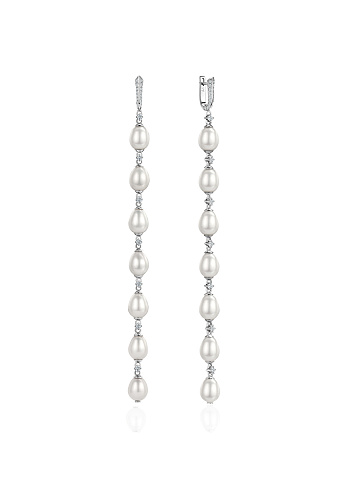 Long earrings with pearls and topazes, 1