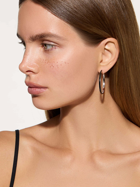 White gold hoops with black enamel, 2 White gold hoops with black enamel, 2