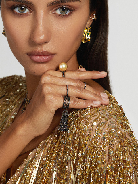 Black Gold Diamond Tassel Ring, 3