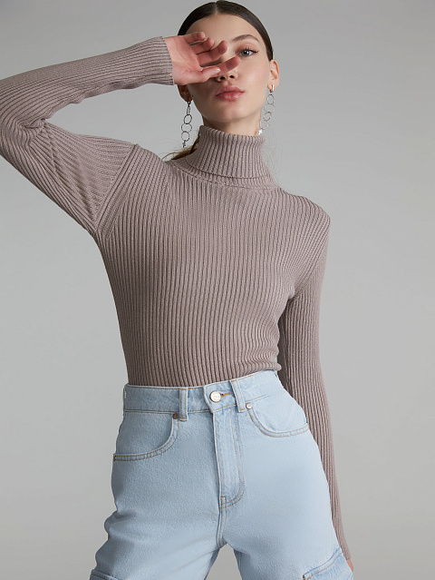 Light brown ribbed knit turtleneck, 2 Light brown ribbed knit turtleneck, 2