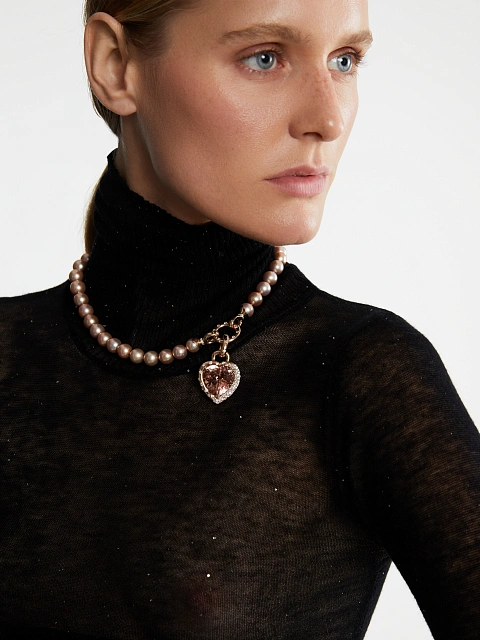 Rose gold necklace with pearls and heart-shaped morganite pendant, 5