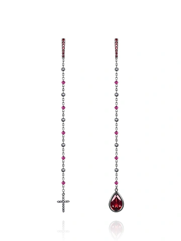 Earrings made of blackened gold with garnet and black diamonds, 1