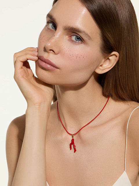 Necklace with coral pendant, 2