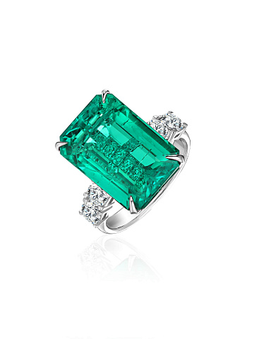 White gold ring with octagon-cut emerald, 1