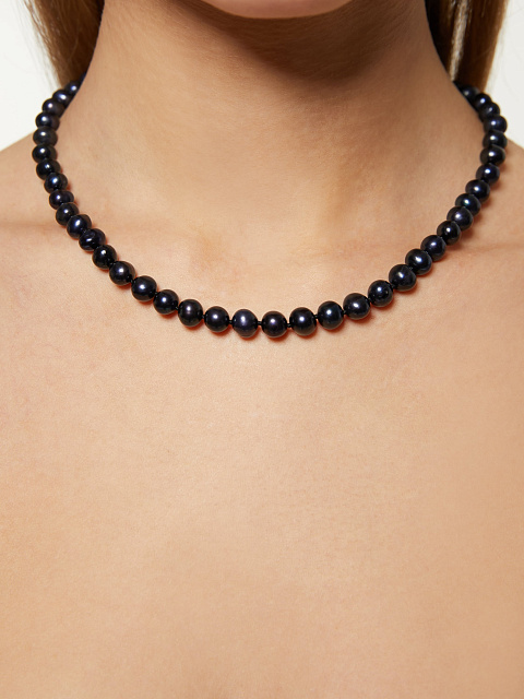 Oxidized gold necklace with black pearls and sapphires, 2 Oxidized gold necklace with black pearls and sapphires, 2