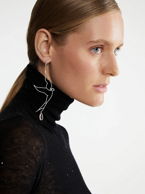 White gold bird-shaped earrings with round-cut diamonds and morganite, 2