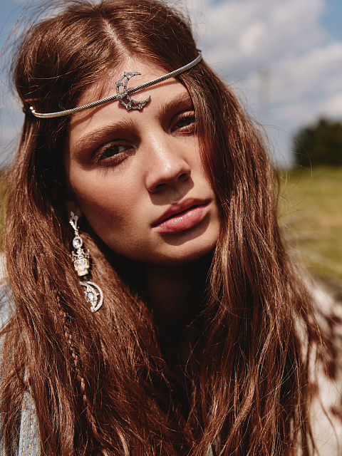 Silver & Cubic Zirkonia Moon Tiara, 2 Silver & Cubic Zirkonia Moon Tiara, 2