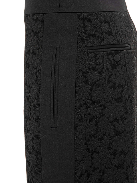 Black jacquard skirt, 7 Black jacquard skirt, 7