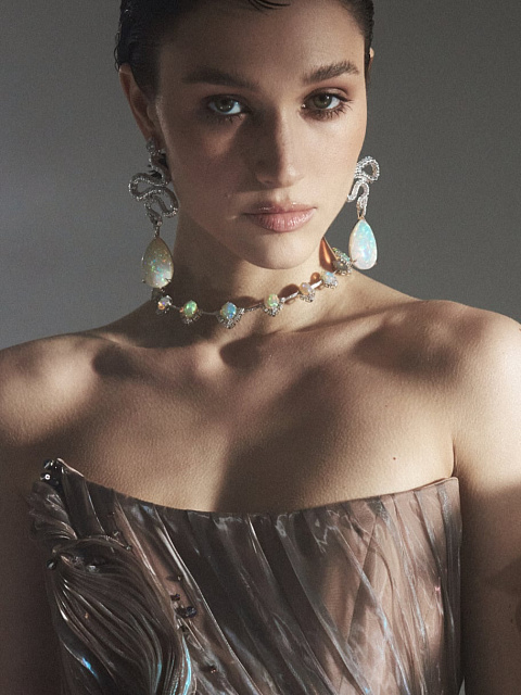 White gold necklace with opals and diamonds       , 3