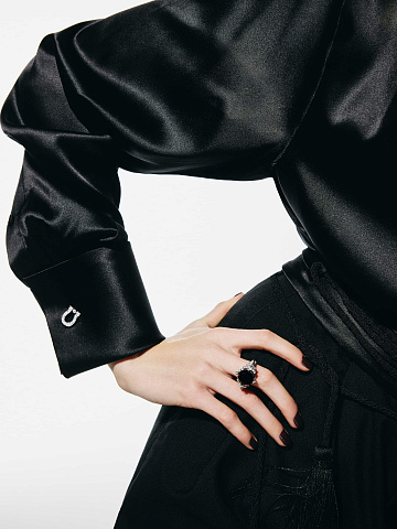 White gold ring with black diamond, 2